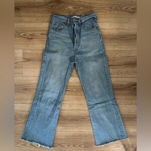 Levi’s Ribcage Cropped Flare Jeans size 26 used good condition